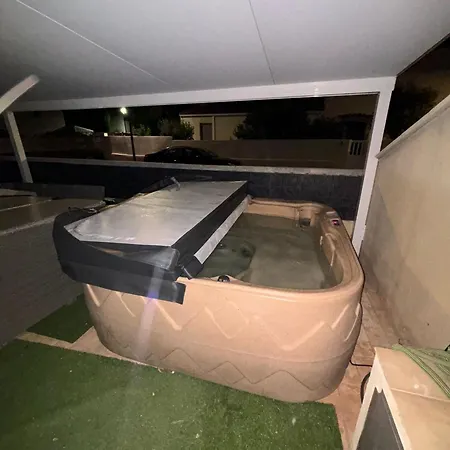 Magnifique Moderne Jacuzzi 4 3 Salle De Bain Proche Centre Activite *